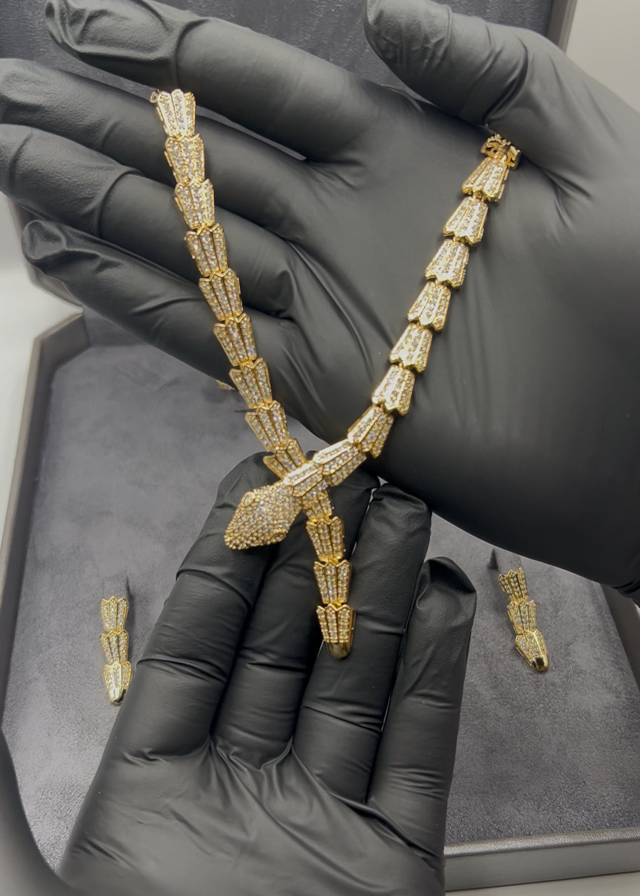 Très Chic Ensemble Royal Emraude