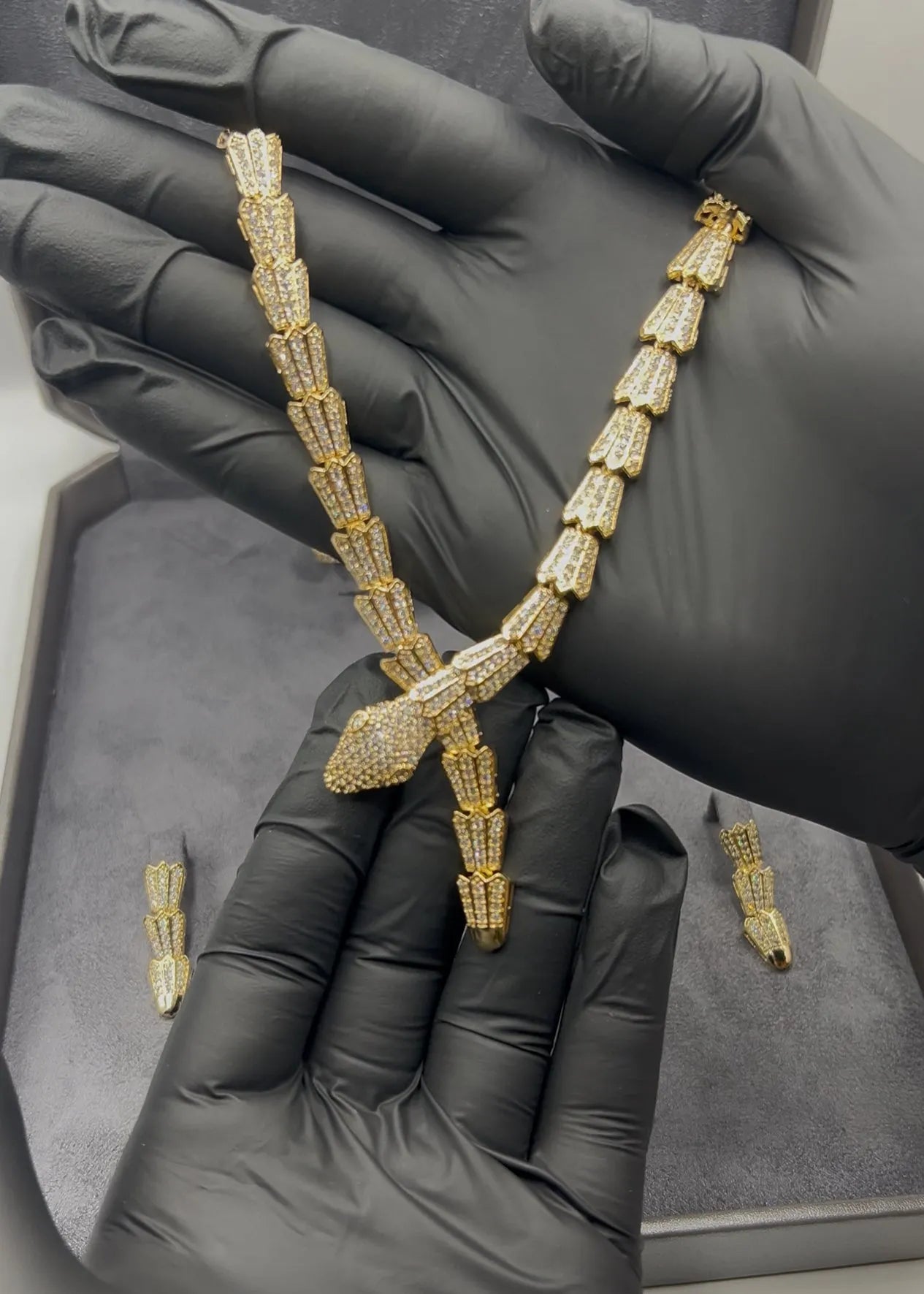 Très Chic Ensemble Royal Emraude